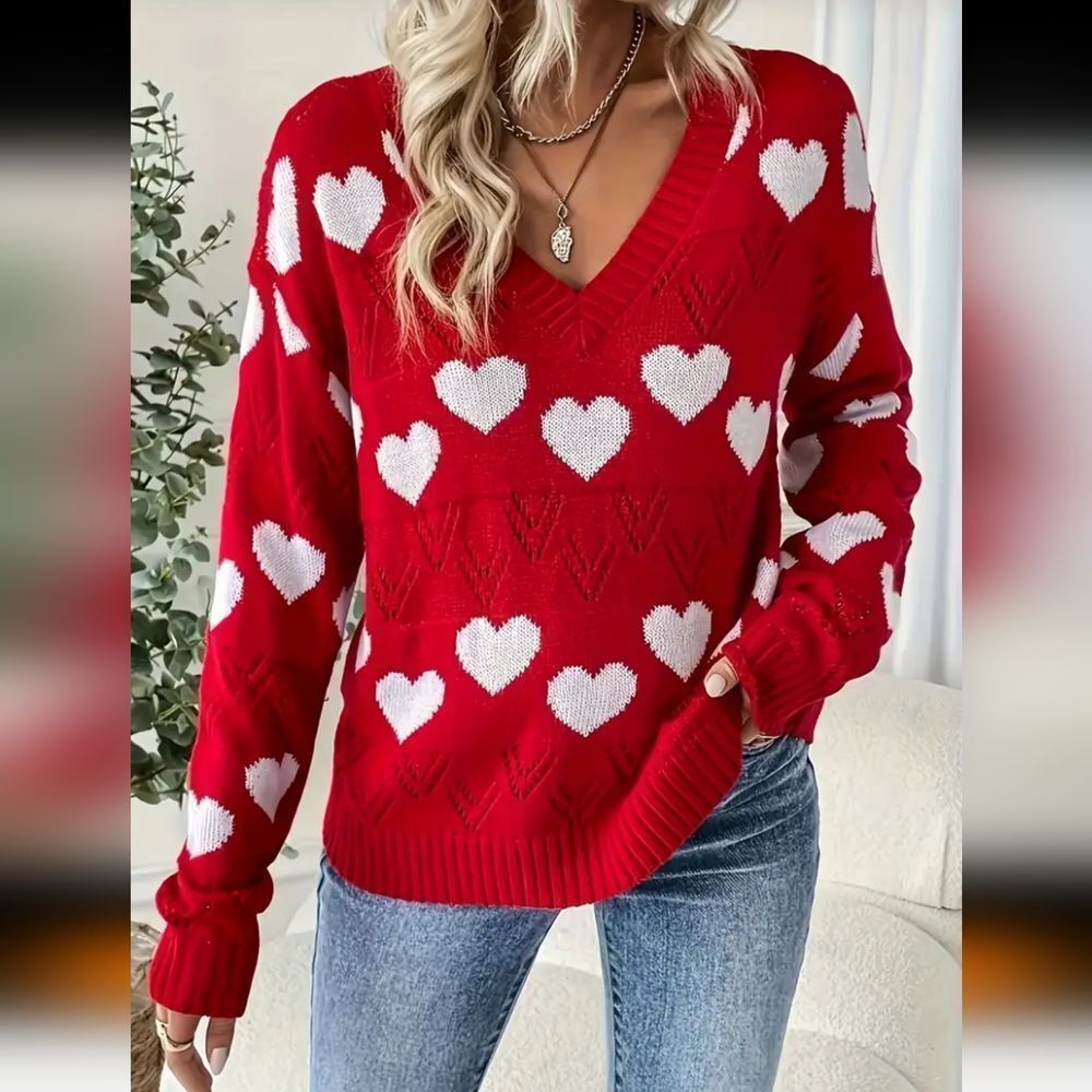 Long-Sleeved V-Neck Heart Patterned Valentines Day Sweater - Sz 12